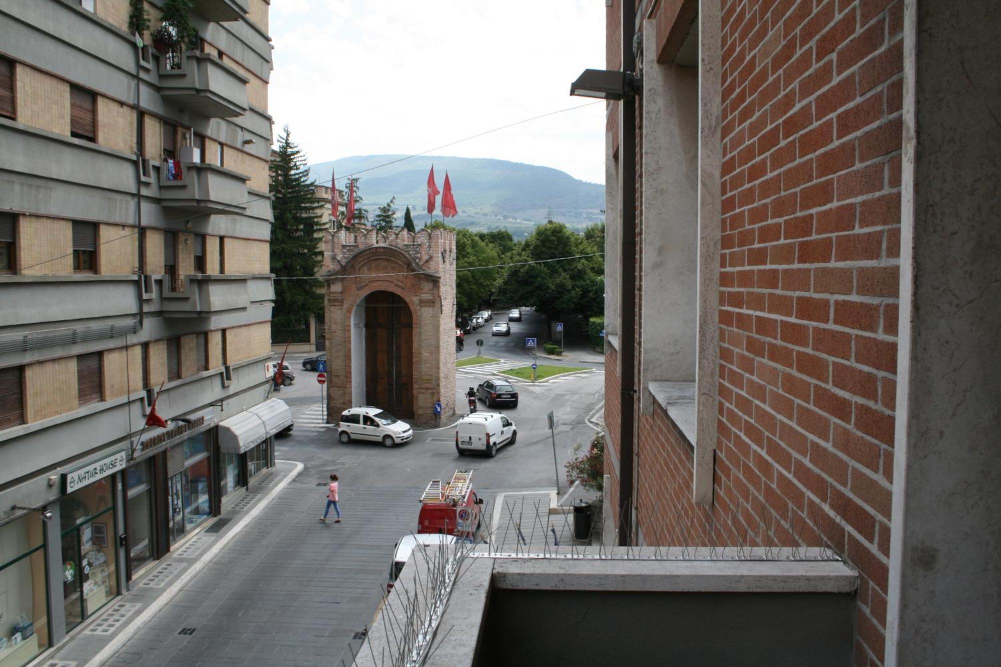 Affittacamere Umberto I โฟลีโญ ภายนอก รูปภาพ